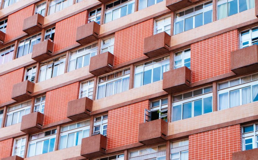 Grandes propietarios de vivienda ofrecerán alquileres sociales a familias vulnerables en Cataluña