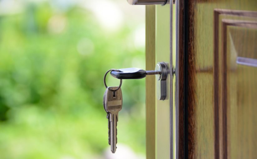 Agentes inmobiliarios retoman las visitas a inmuebles con clientes